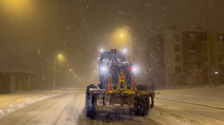 Elazığ Belediyesi'nden karla mücadele