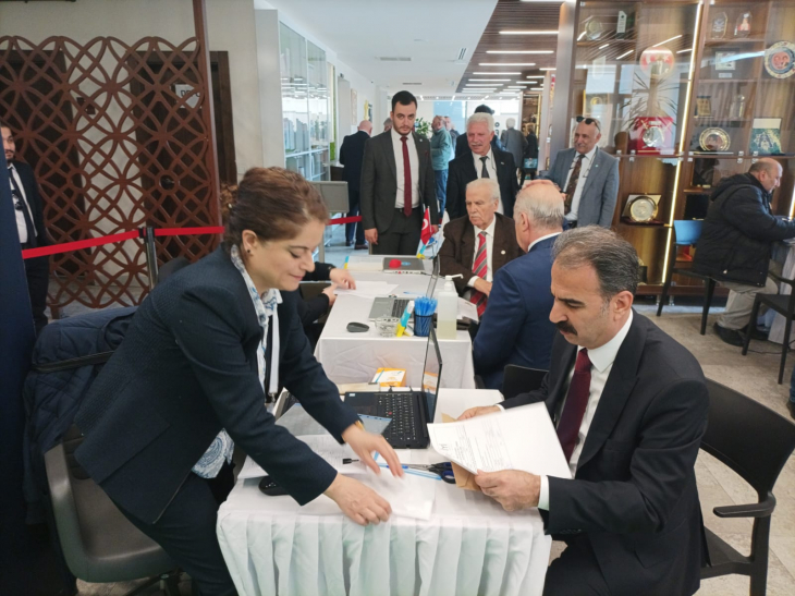 İyi Parti Milletvekili Aday Adayı Yüksel Ercan Genel Merkeze Resmi Müraatını Yaptı