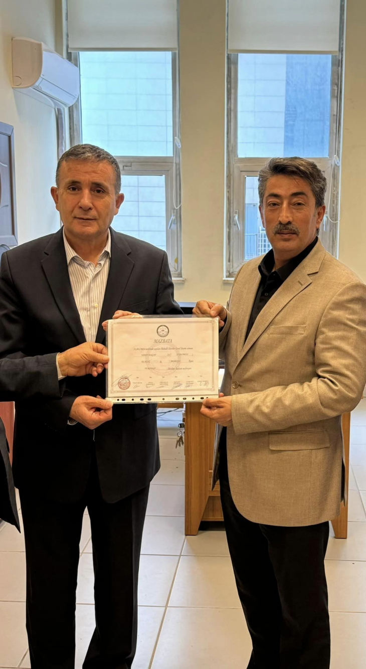 Yurtbaşı Belediye Başkanı Nihat Doğan, mazbatasını aldı 