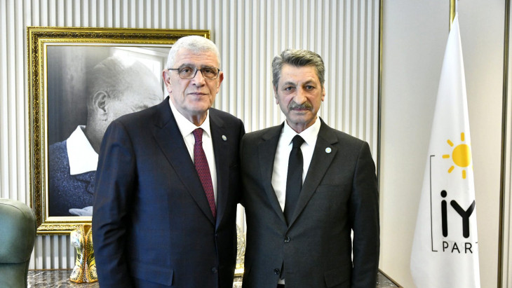Yaşar, Genel Başkan Müsavat Dervişoğlu ile bir araya geldi